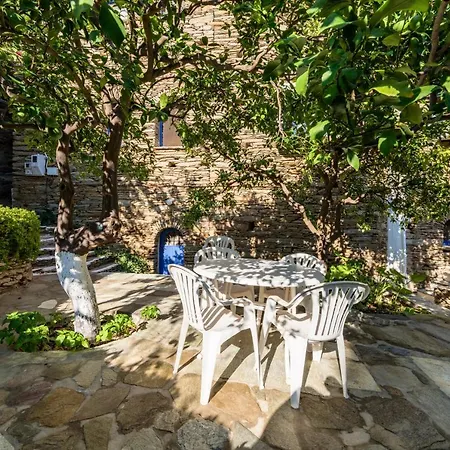 Anezas Mansion Stone-built Traditional Villa