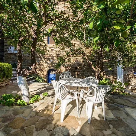 Anezas Mansion Stone-built Traditional Villa