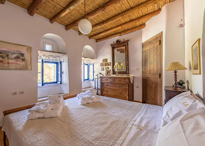 Anezas Mansion Stone-built Traditional Villa Khónias